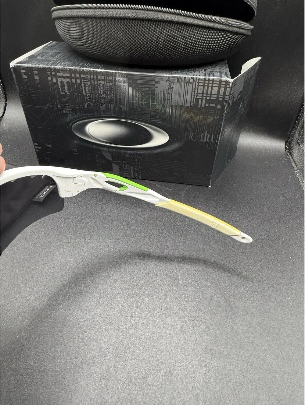 Oakley Radarlock Path Cavendish Polished White Green/Jade Iridium OO9181-35